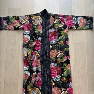 NEW Handmade Floral Kantha Stitch Quilted Robe - Black/Pink Boho Kimono. O/S